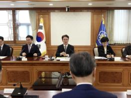 김민석 국무총리, ‘APEC 계기 외국인 치안ㆍ안전 관계 장관회의 개최’ 기사 이미지