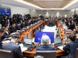 이재명 대통령 '내년 6대 핵심분야 개혁…국가 대도약 출발점 돼야' 기사 이미지