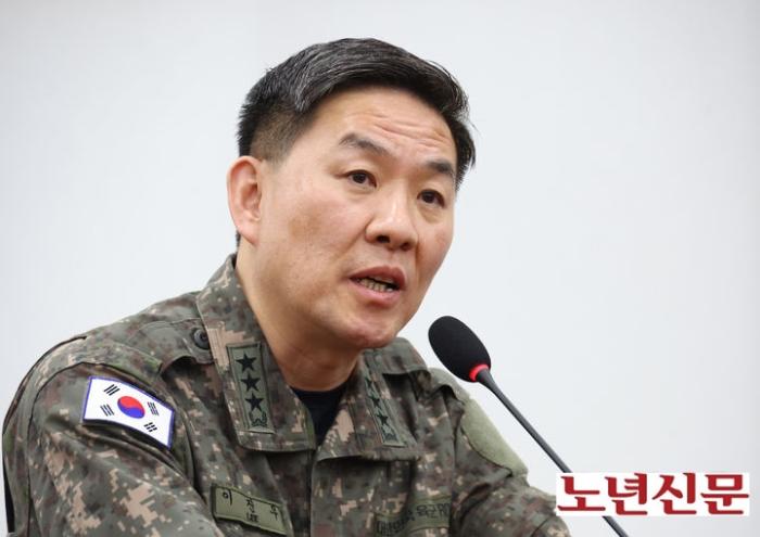 서울뉴시스 고승민 기자  이진우 전 육군수도방위사령관이 6일 서울 여의도 국회에서 열린 윤석열 정부의 비상계엄 선포를 통한 내란혐의 진상규명 국정조사특별위원회 전체회의청문회에서 의원 질의에 답하고 있다 20250206