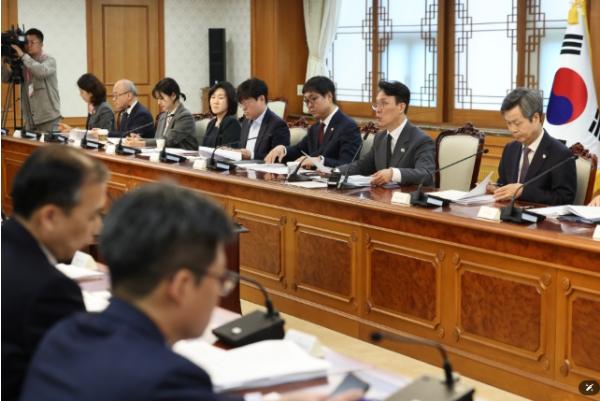 김민석 국무총리, 제57차 국제개발협력위원회 주재