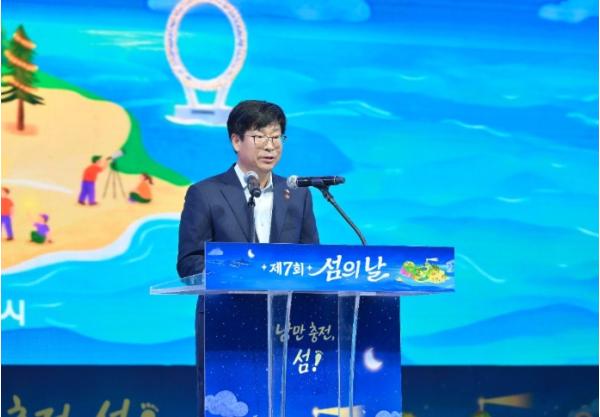 제주, 제8회 '섬의  날' 대회기 인수... 2027년 제주 섬 축제준비 본격화